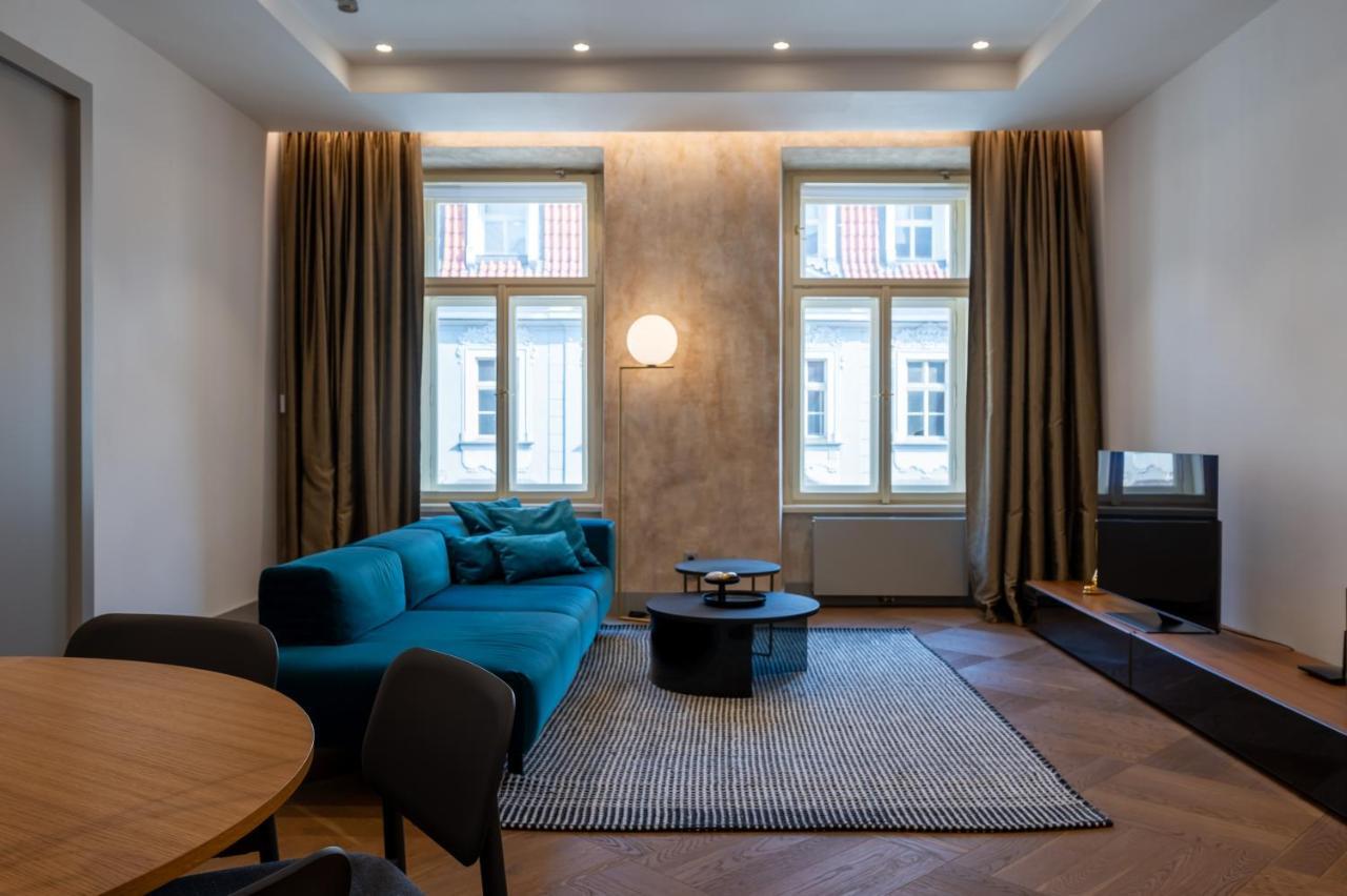 Luxury Old Town Apt, Parking Lägenhet Prag Exteriör bild