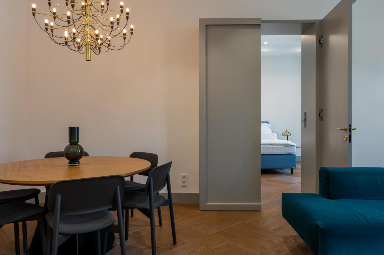 Luxury Old Town Apt, Parking Lägenhet Prag Exteriör bild